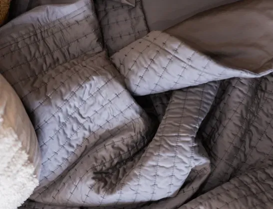547x420-bed-linens-03